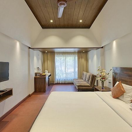 Shreyas Hotel Mahābaleshwar Cameră foto